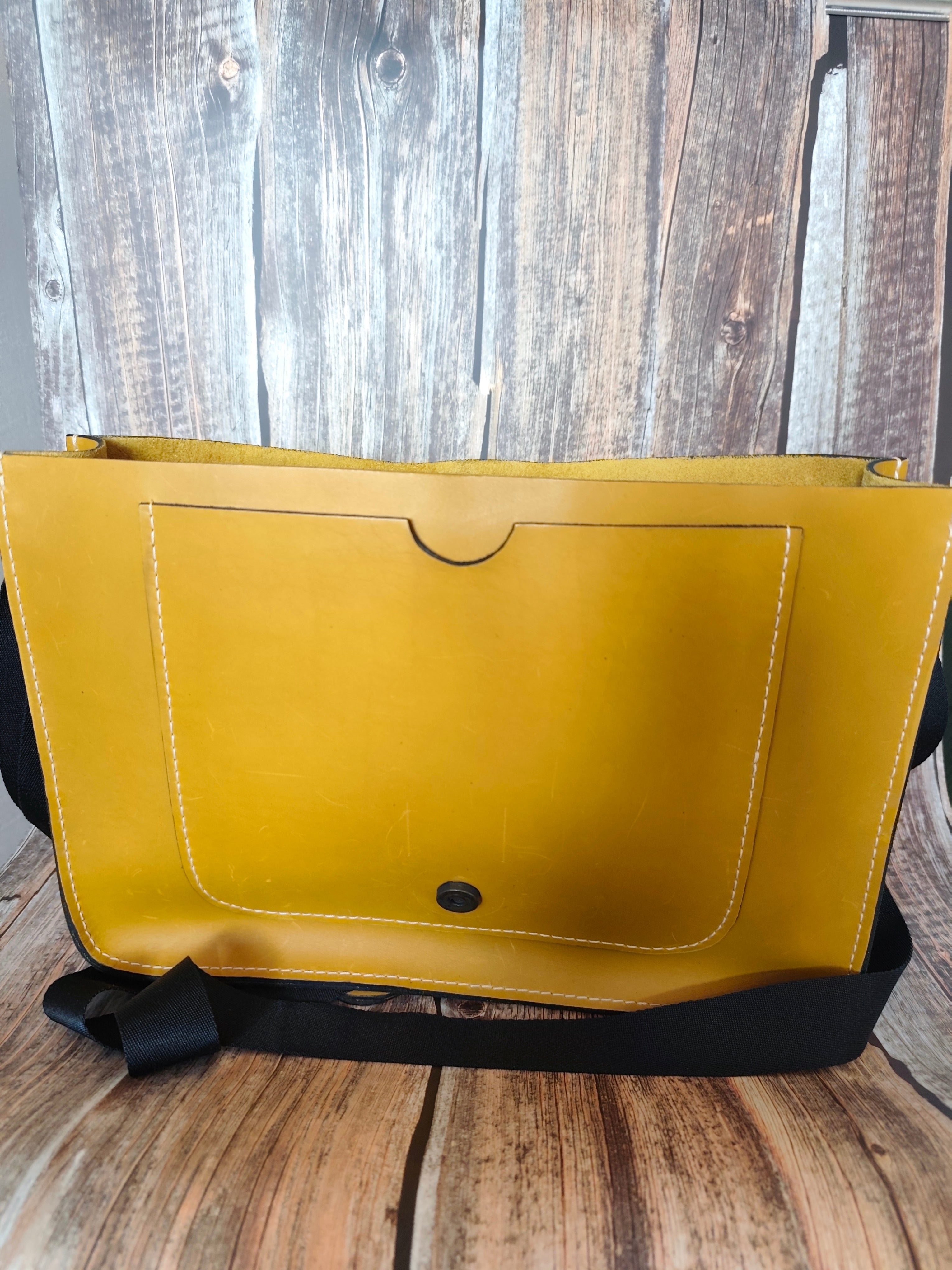 Sac Messenger