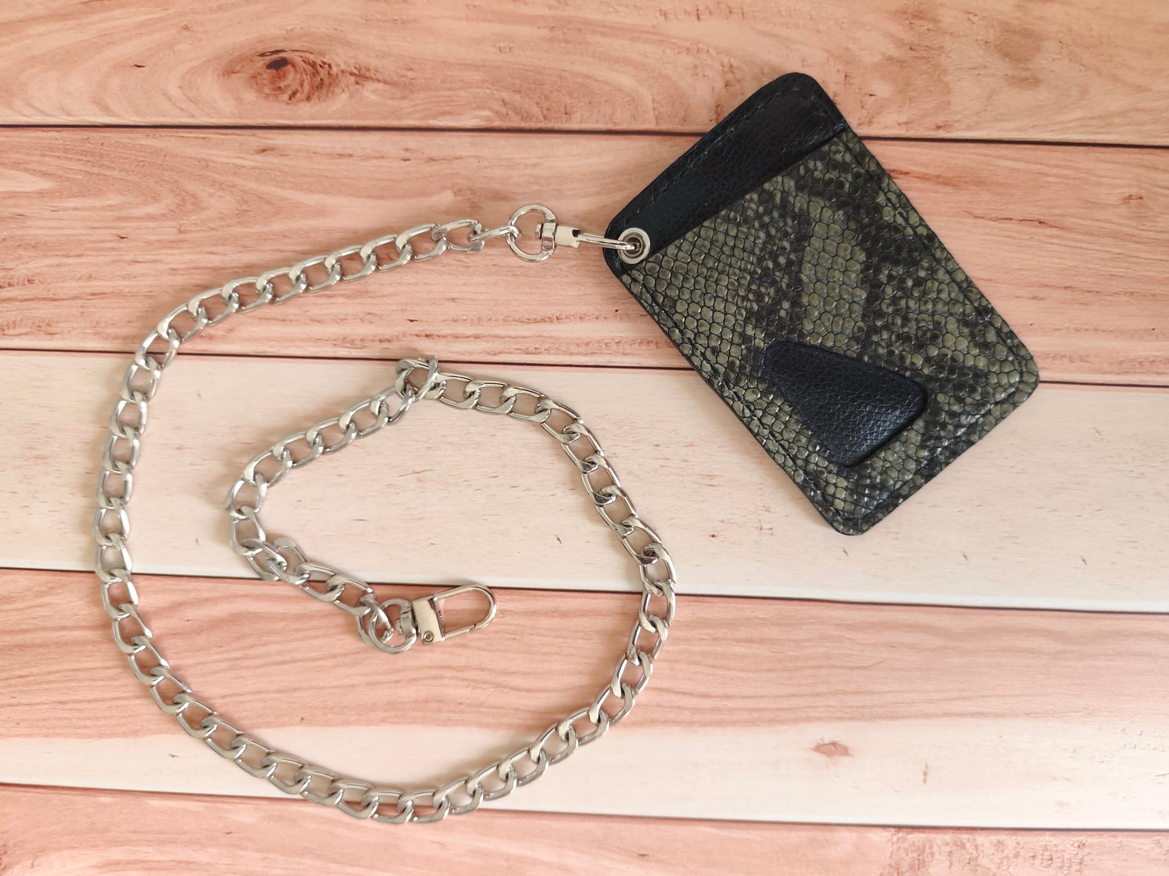 Porte-Badge en Cuir Reptile