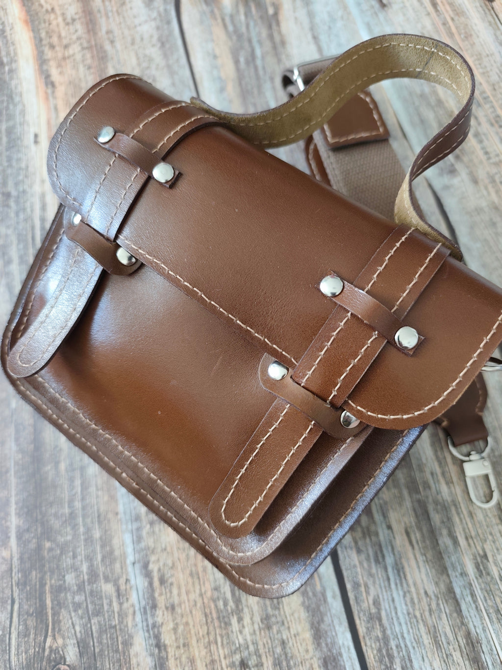 Petit Cartable en cuir upcyclé Châtaigne